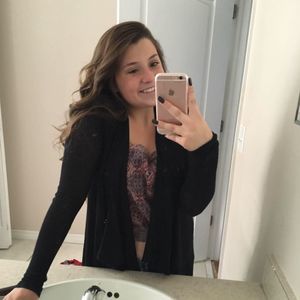 Meet your Posher, Madison